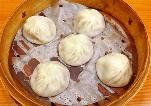 百年龍袍蟹黄汤包