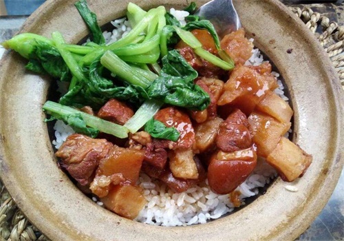 鑫港九煲仔饭