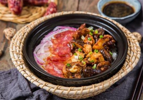 QQ煲仔饭
