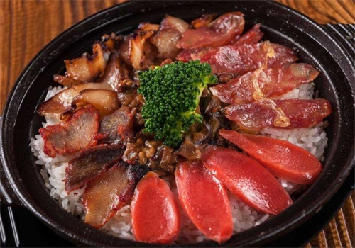 粤皇煲煲仔饭