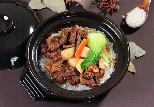 QQ煲仔饭