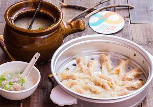 光头佬咸骨煲仔粥爽滑饺子王