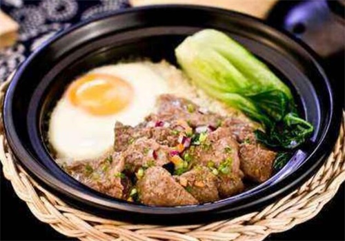 瓦煲饭