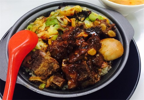 Q饭堂煲仔饭