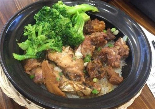 煲掌柜煲仔饭