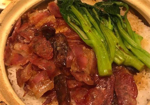 烧腊煲仔饭