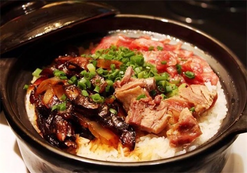 雄记煲仔饭