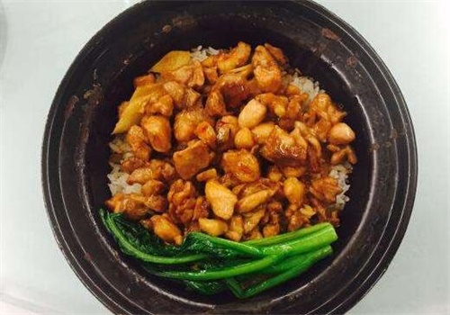 鼎朝天煲仔饭