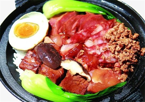 爱上煲仔饭