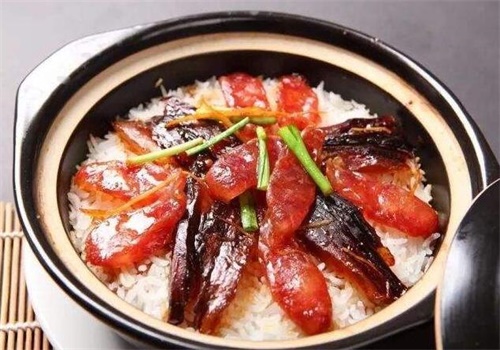 胖胖煲仔饭