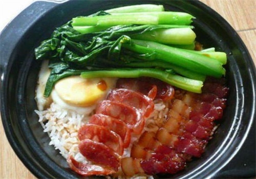 煲仔饭黄焖鸡米饭