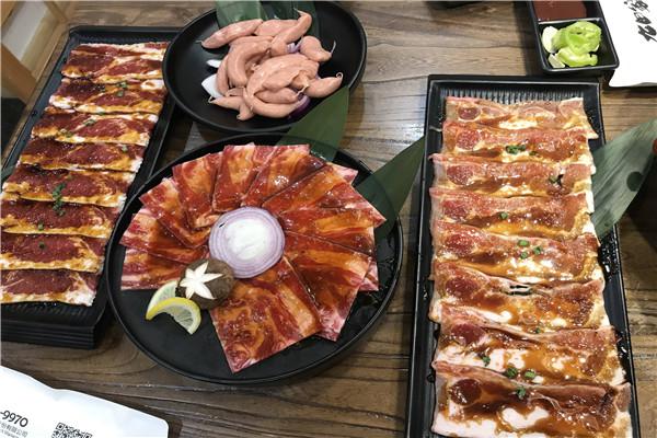 黑牛烤肉料理店加盟