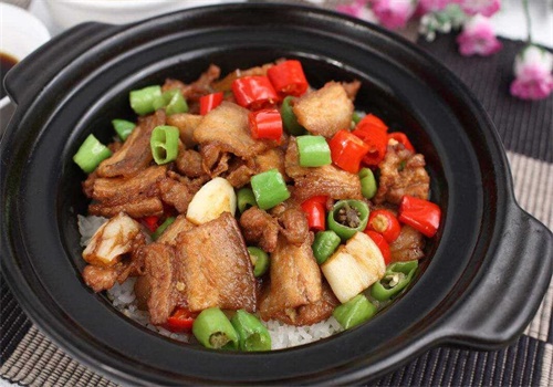 黄记煲仔饭