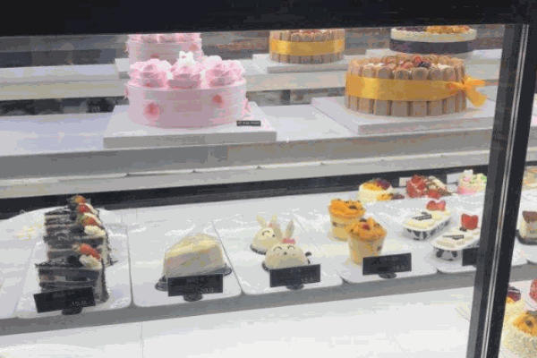 零点西饼产品 门店图片