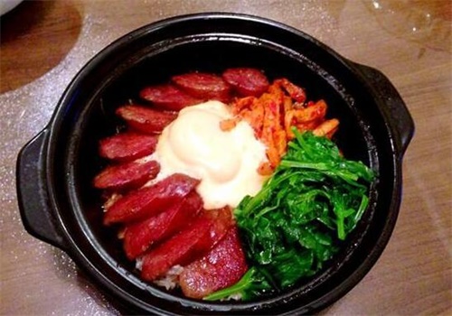 山泉水煲仔饭产品 门店图片