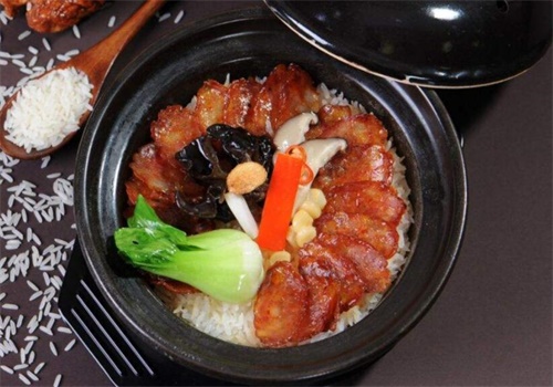 山泉水煲仔饭产品 门店图片