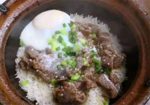满口香生滚煲仔饭