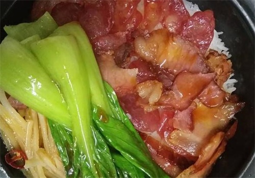 满口香生滚煲仔饭