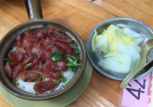 铭泰煲仔饭产品 门店图片