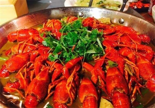 朱小乐龙虾馆