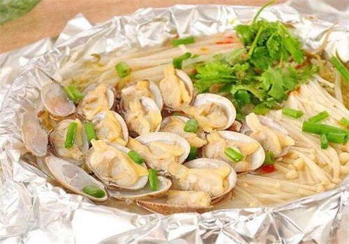 梓豪天下煲仔饭花甲米线