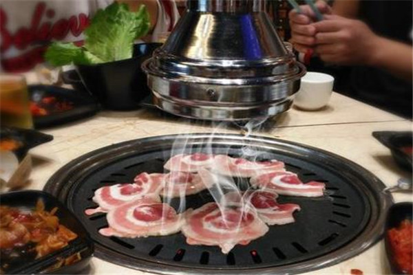 木灵阁炭火烤肉火锅店