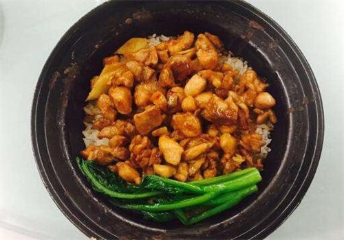 鼎朝天广式煲仔饭产品 门店图片