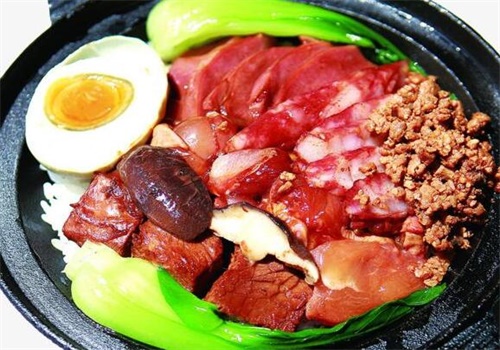 麻辣烫煲仔饭