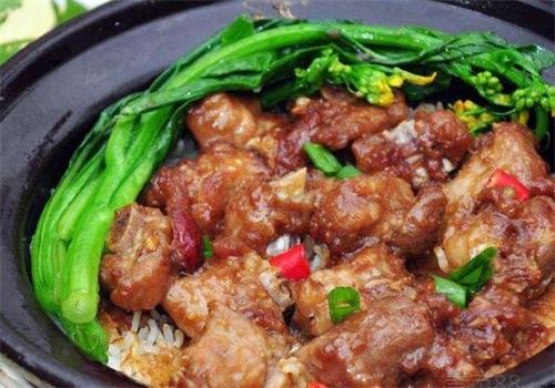 杨记特色煲仔饭