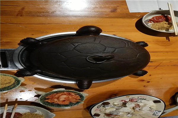 穆星源龟锅烤肉加盟