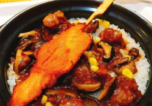 曹小曹煲仔饭与酸菜小鱼产品 门店图片