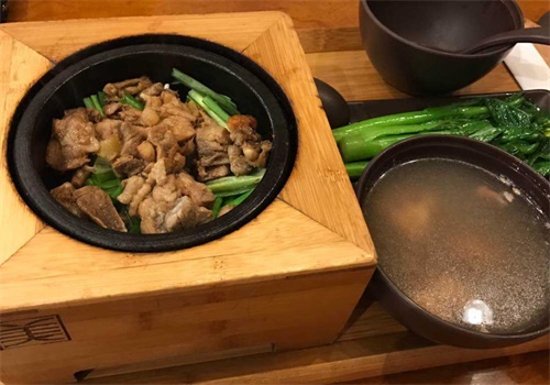 美颐美鲍汁排骨饭