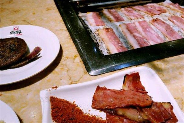 鼎极金牌自助烤肉
