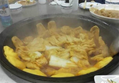 屯老五农家铁锅炖