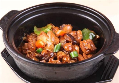 怪老一黄焖鸡米饭