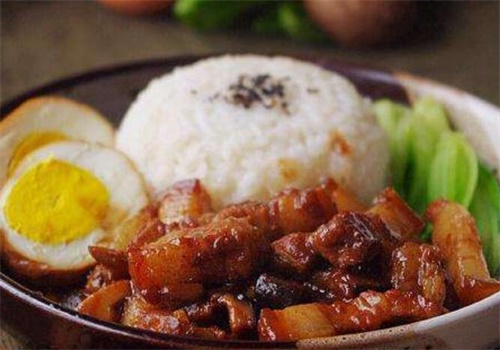 米饭当家卤肉饭