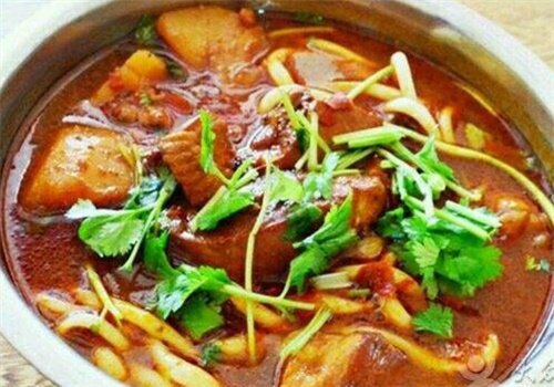 晋运胡子大盘鸡