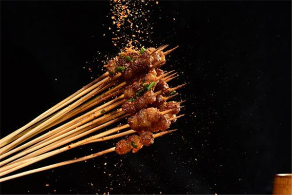 盘聚串串VS烤肉加盟