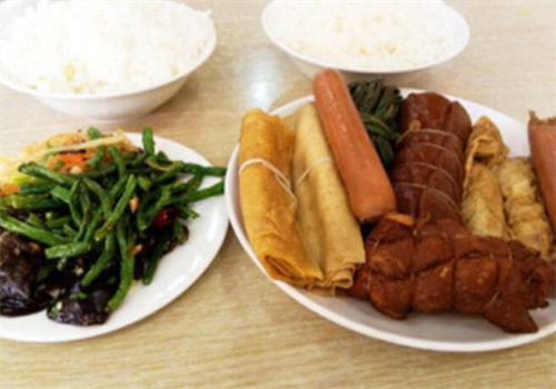 三碗过岗甏肉排骨饭