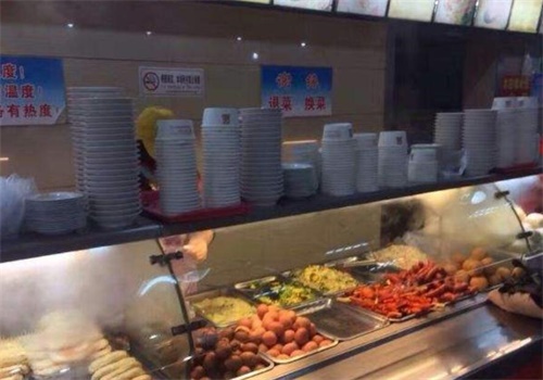 宜来客中式快餐