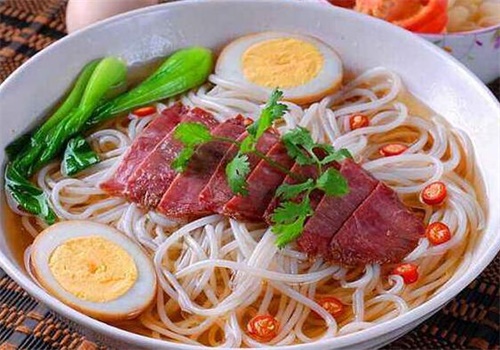 源味香过桥米线