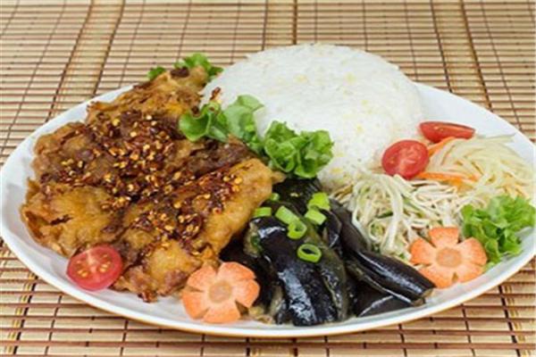 圣恋鲜烤肉拌饭加盟