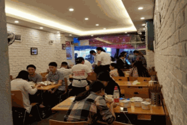 鼎辉花甲米线产品 门店图片
