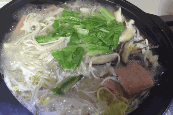 铜锅大骨鸡汤米线产品 门店图片