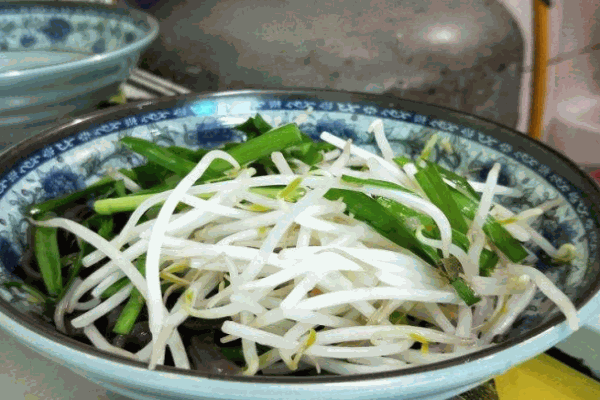 鹊桥缘米线产品 门店图片