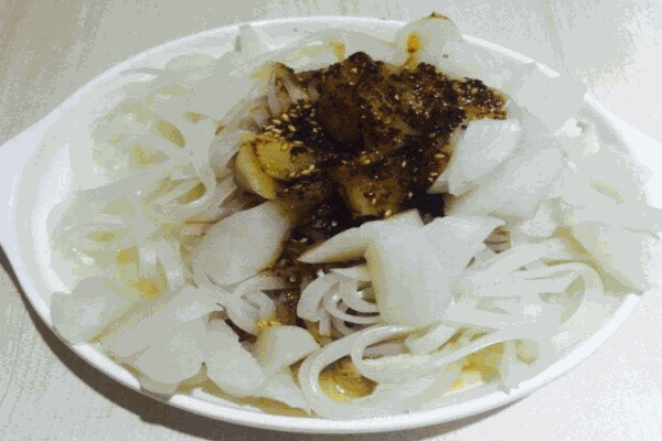 拴马桩擀面皮产品 门店图片