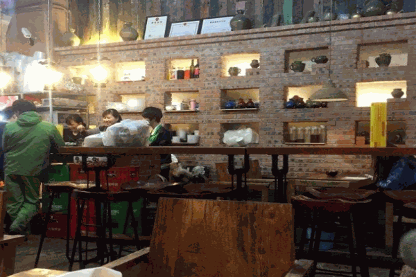 呼米线老酒馆产品 门店图片