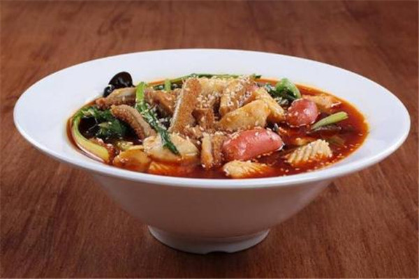 和轩麻辣烫