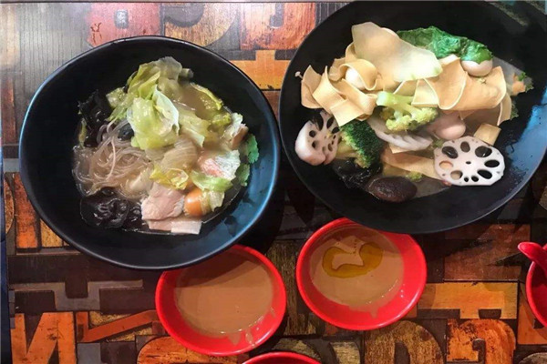 大骨汤麻辣烫加盟