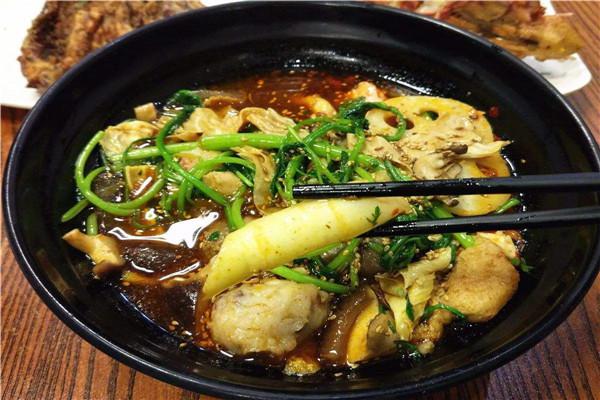 美冒新派麻辣烫加盟